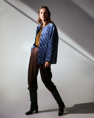 Campaign AW 19/20 RUSA BLUE JACKET + VIENNA BLOUSE + брюки JULIA SUIT