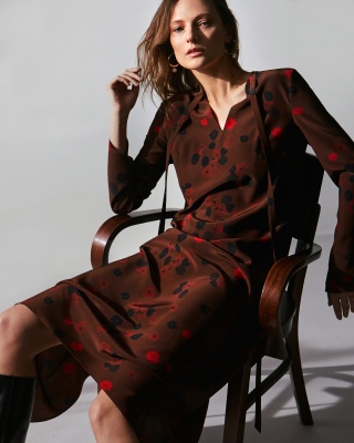 Campaign AW 19/20 LILY AUTUMN LEAVES DRESS